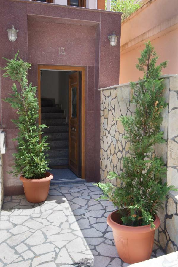 Apollon Apartment In Argostoli Exteriör bild