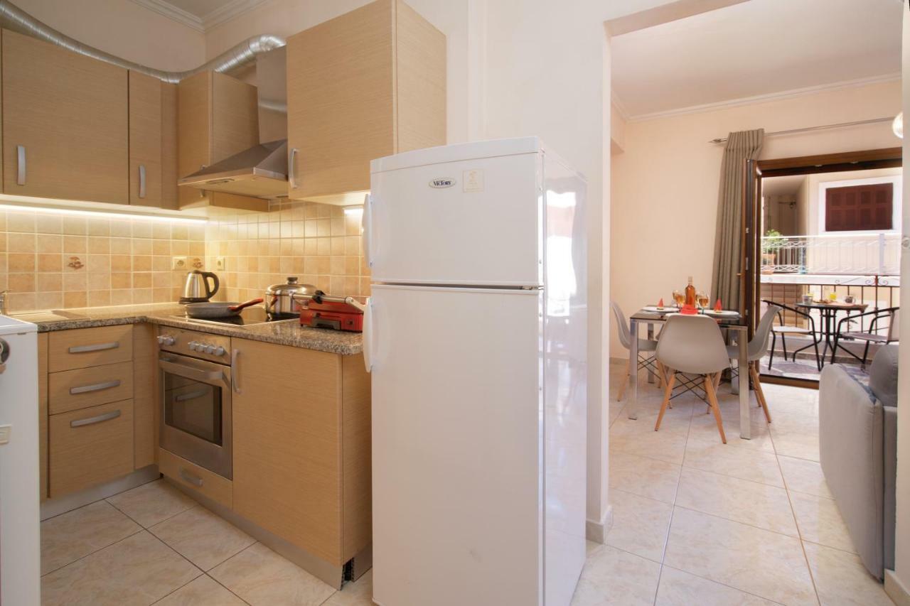 Apollon Apartment In Argostoli Exteriör bild